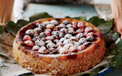 Christmas-Inspired Almond Cake with Mixed Berries